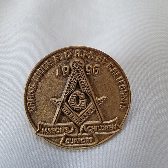 Masons Other - Masons Grand Lodge F. & A.M of California 1996 Children Support- Pin